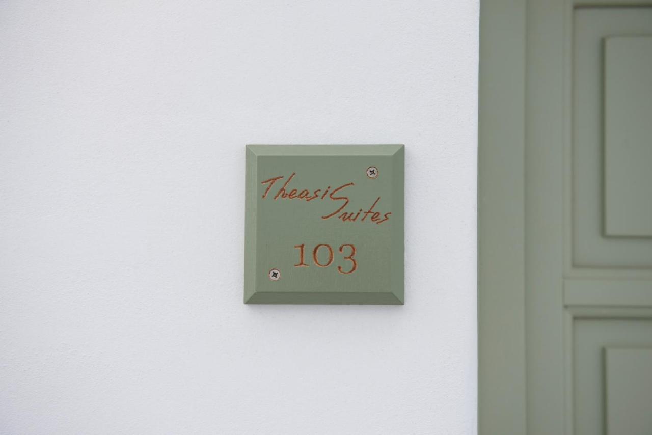 Apartment Theasis *